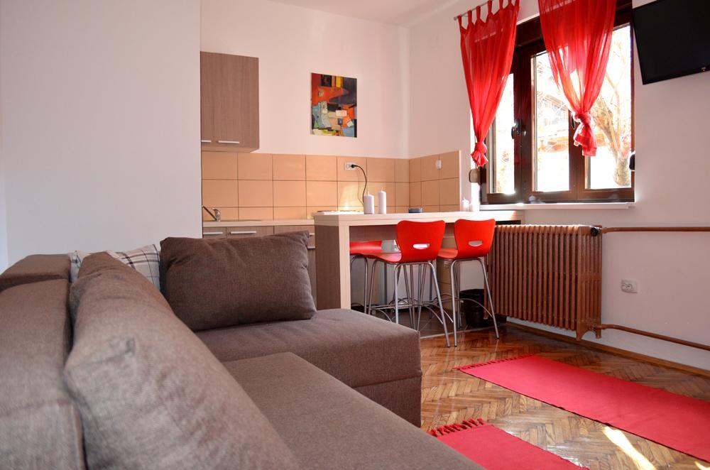 Apartmants Night Lux Nis Quarto foto