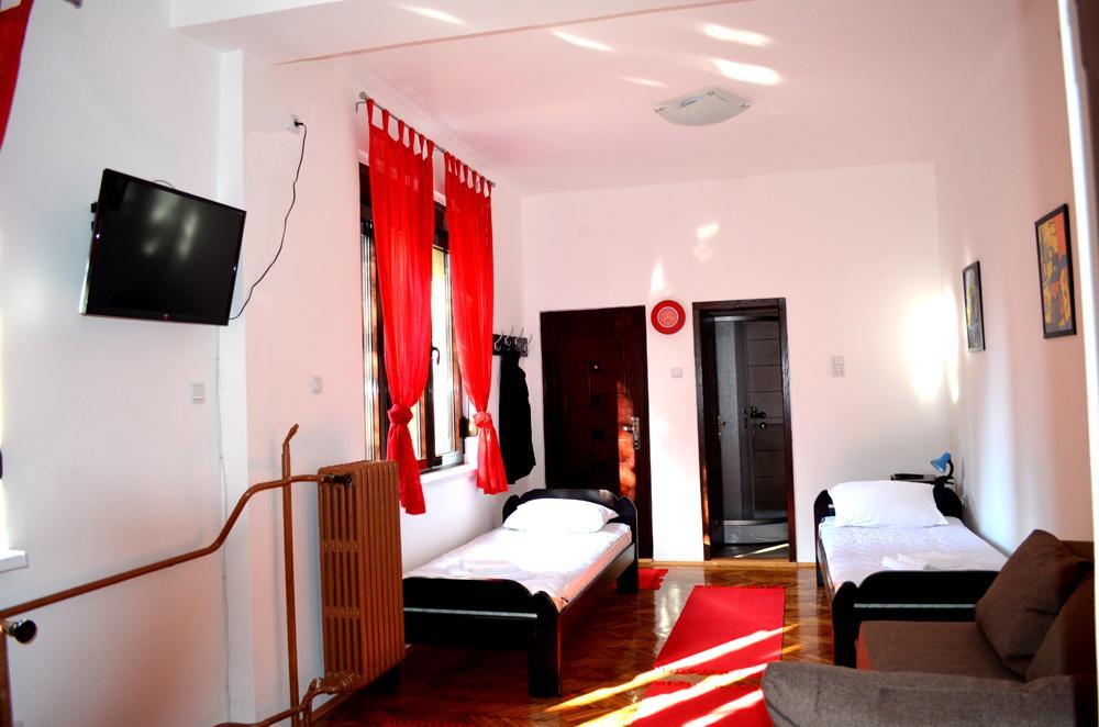 Apartmants Night Lux Nis Quarto foto